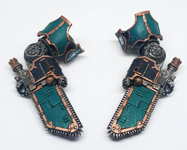 So as it turns out, rip and tear is an aesthetic that definitely works on the Warbringer titan for #adeptustitanicus - gotta get close and slicey. #WarhammerCommunity