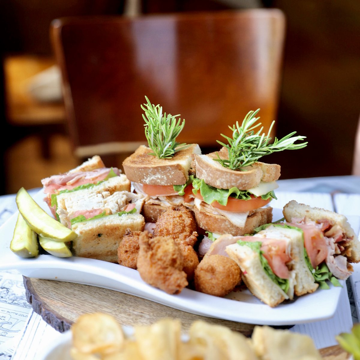 hymansseafood's tweet image. Did you know Hyman’s has an in-house delicatessen, Aaron’s Deli?  Just ask for a deli menu for a fresh selection of soup, salad and timeless classics like the Club Sandwich (pictured) — turkey, ham, bacon, lettuce, tomato &amp;amp; cheese on wheat.
#hymansseafood #delimenu #clubsandwich