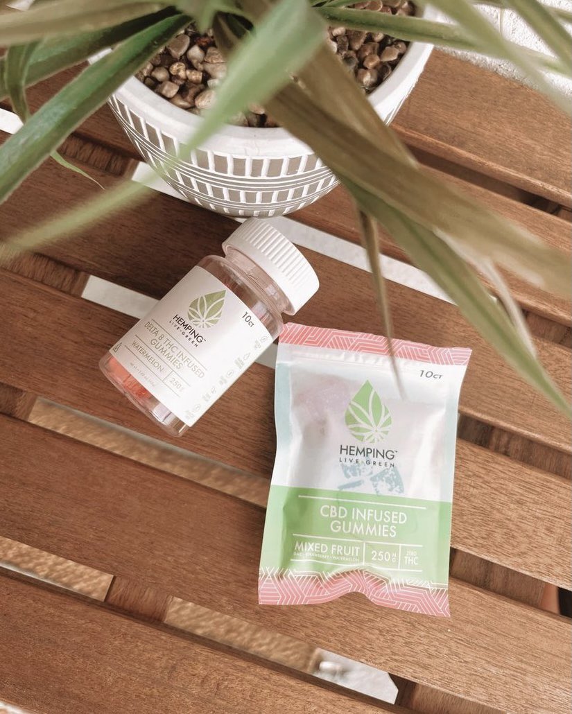 HempingCBD's tweet photo. Weekend relaxation with #hempongcbd #cbd #hemp #cbdoil #cbdgummies https://t.co/uNII6lP88C