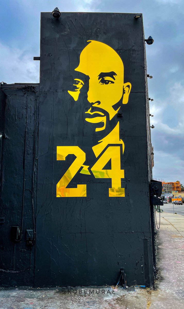 kobemurals's tweet photo. Updated Kobe tribute in Mid-City, replacing the Kobe &amp; GiGi mural

1251 S La Brea, Los Angeles (at San Vicente) by punkmetender https://t.co/B9466ar4Ya