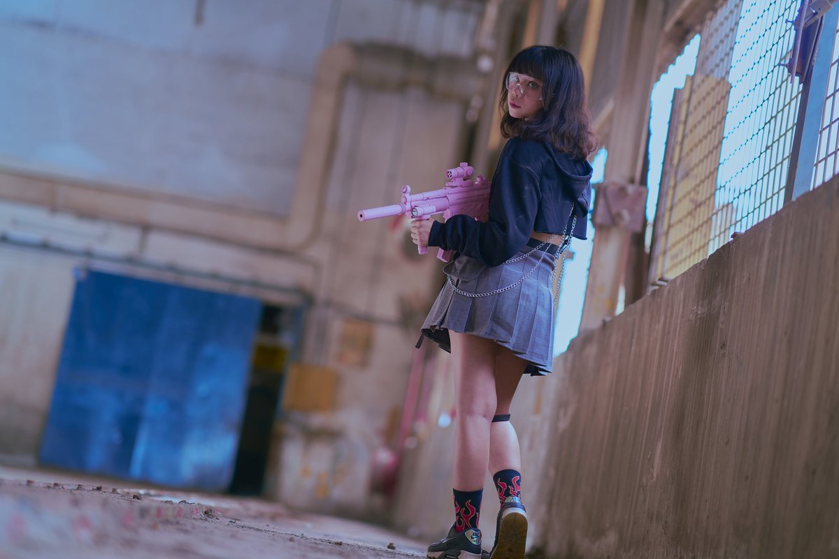 PhotographyYan's tweet photo. My first Pink Gun Girl
.
.
Mpink5
.
.
Model - Clara
.
.

Photography - Nik yan
.
.
.
.
.
.

#gun #girlswithgun #photography #pinkgun #gungirl #mp5 #pinkmp5
#colourful_space #toygun #tactical #tactigirl #tacticute https://t.co/HQYKIHdxQQ