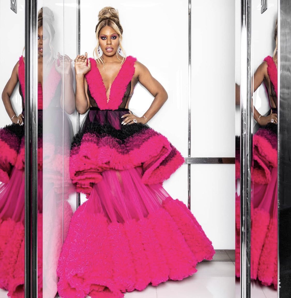 FilmUpdates's tweet photo. Laverne Cox’s #Oscars look. https://t.co/PASIXu4OZK