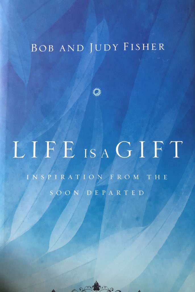 jperry_nixa's tweet photo. If you have not read these below..... stop what your doing and order them! You can thank me later or thank @YeagerSpartanFB for recommending 2 of the to me, lol. #Perspective #LifeIsAGift #LiveOnFire #WTD https://t.co/K10WDU0kYZ