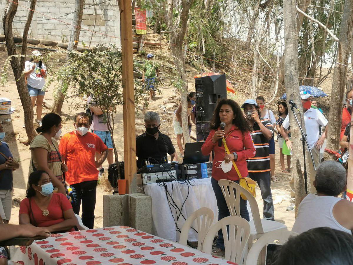 Lic. Edith Santibáñez tweet media