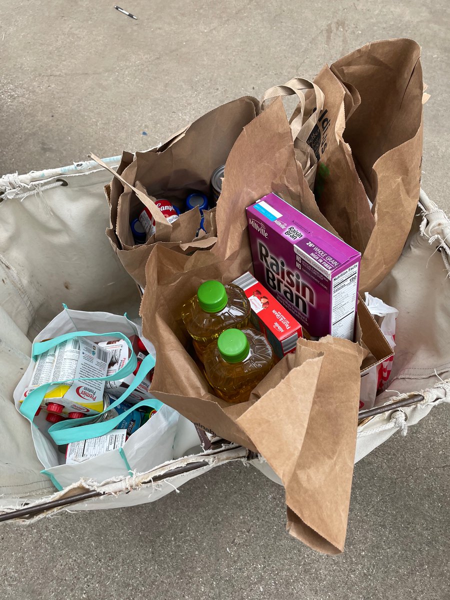 Drop-off to the GRACE Donation Station last Friday morning!