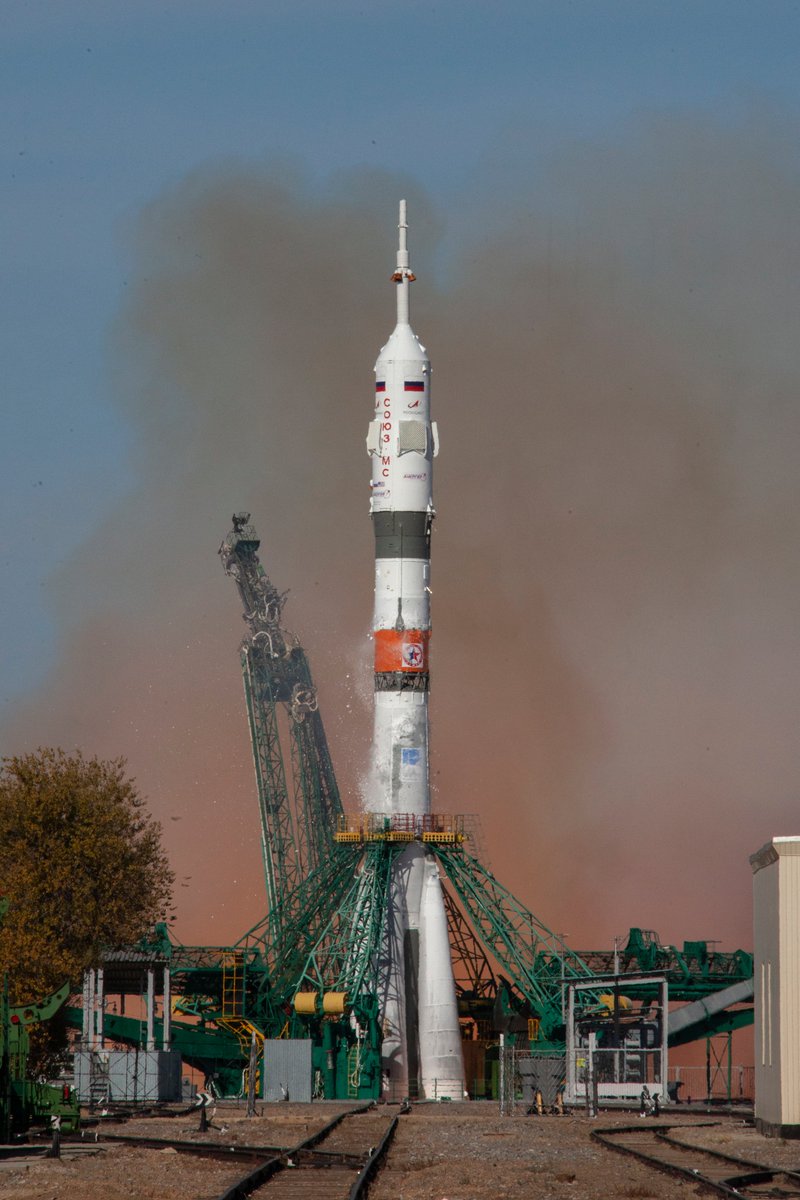 Simply because the previous versions of Soyuz were not able to make rolling maneuvers in flight. It was thus necessary to orientate the launcher on the pad so that it could incline correctly towards the targeted orbit. This system is still used today for flights to the ISS.