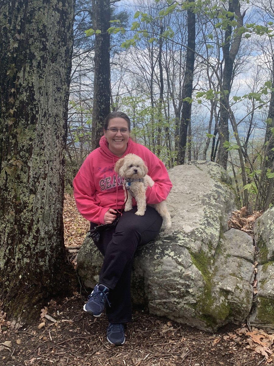 Shar_Blizz's tweet photo. I LOVE living in the mountains!! A perfect Sunday afternoon walk. https://t.co/1S7DbFlGZv