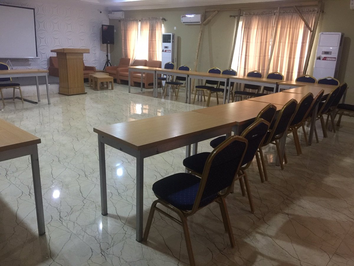 27. Yesterday, some Rotarians converged on the Resort for a meeting. Oh yes, there are meeting spaces. The Conference Hall (left pic) and two VIP Lounges named after Sanusi& #39;s daughters (Favour; right pic) and Divine).