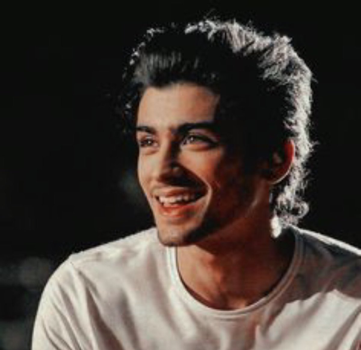 zayn smiling; a comfort thread