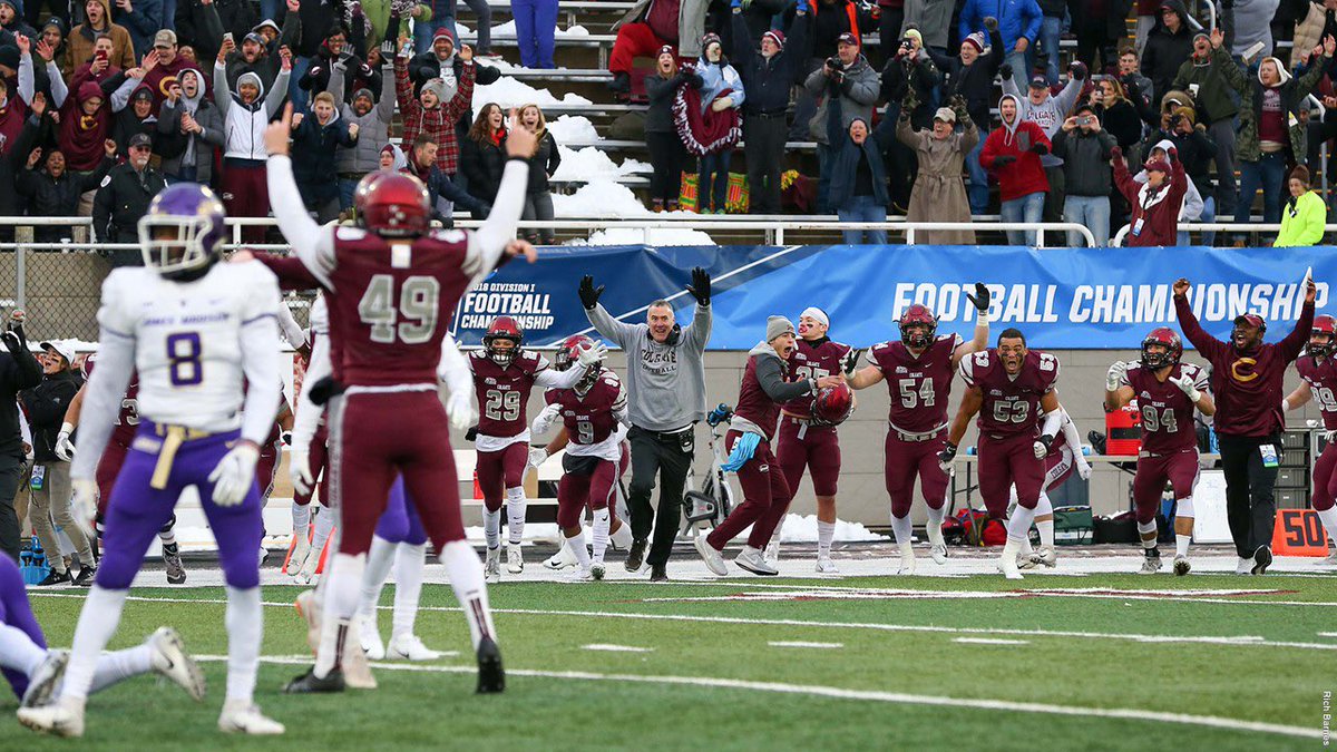 #AGTG I'm truly blessed and honored to receive a division 1 offer from Colgate University! <a href="/ColgateFB/">Colgate Football</a> <a href="/Coach_Dakosty/">Stan Dakosty</a> <a href="/CoachDanHunt/">Dan Hunt</a> @VanceCougarsFB <a href="/CoachLashSr/">Coach Lash Sr. M.Ed., MSSM, CSCS, SSC</a>