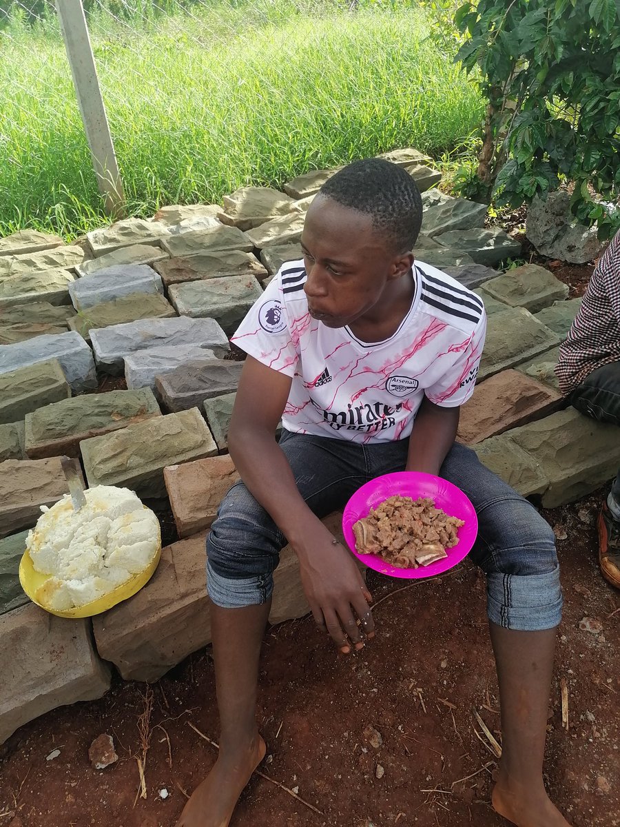 MainaNjuguna's tweet photo. Mpka nikaamua kukula ugali njoo https://t.co/NTqoP8pP1L