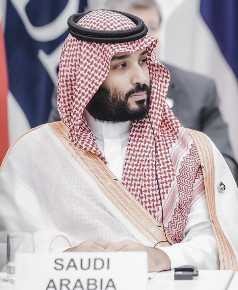 Market_LP's tweet image. رؤية سابقت الطموح وجددت الأمل، وبعثت في النفوس التفاؤل، يحييها كل السعوديين ويرحب بها أبناء الوطن، لأنها فجر جديد من الرقي والازدهار، وفق الله رائدها سمو #ولي_العهد؛ لما يتمناه من الخير لوطنه، وإلى غدٍ أجمل بإذن الله، ونقول للسعودية العظمى (فوق هام السحب🇸🇦)
#رؤية_٢٠٣٠_واقع_يتحقق