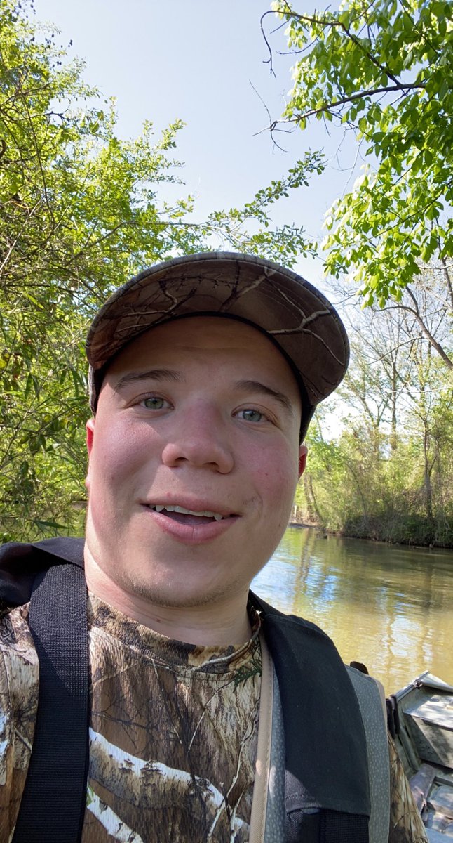 DavidLSolon's tweet photo. Beautiful day to be out on the water chasing some birds! #GetOutside #ExploreTN #HuntTN https://t.co/fcs4tiEJZl