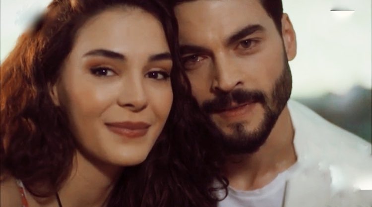 Eastside_girls's tweet photo. Hoşçakal mucize masalım #Hercai 🦋, Hoşçakal aşkın en güzel hali #ReyMir 🥰, Hoşçakal bu güzelliklerin baş kahramanı Mezopotamya #Midyat 💕
Bize kattığınız herşey için minnettarım, bu masalı, dünya tarihe yazdınız iyi ki #ReyMir siz oldunuz..🙏❤️
@AkinAkinozu @rebrusahin https://t.co/eOXdCPwEBR