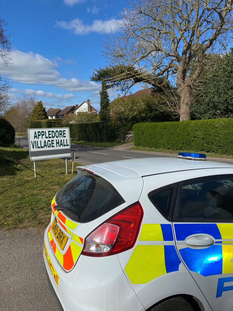KentPoliceAsh's tweet photo. #Local PCSO out this afternoon in some of the rural villages #Wittersham #Appledore #Rolvenden. Good to see people out in their communities enjoying the sunshine and following the rules.#CommunityEngagement #AshfordCSU KR https://t.co/zlBtOiaOub
