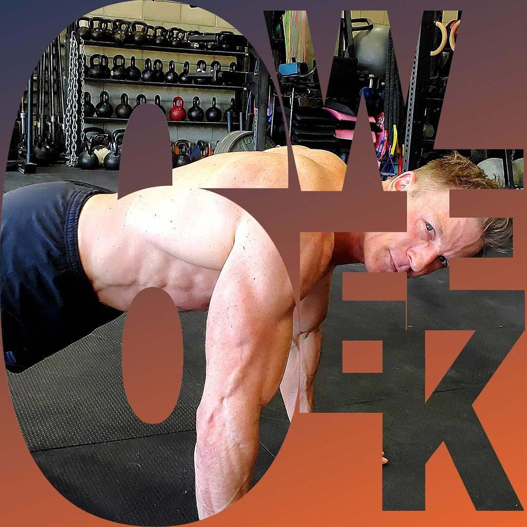 RonMathewsFit's tweet image. Give me 6-Weeks and I'll get you shredded for summer AND teach you effective nutrition and training habits for LIFE.The 6-Week Transformation challenge kicks off TMRW and there's only a few more hours to register.Where do you want to be 6 weeks from now?Click the link in my bio