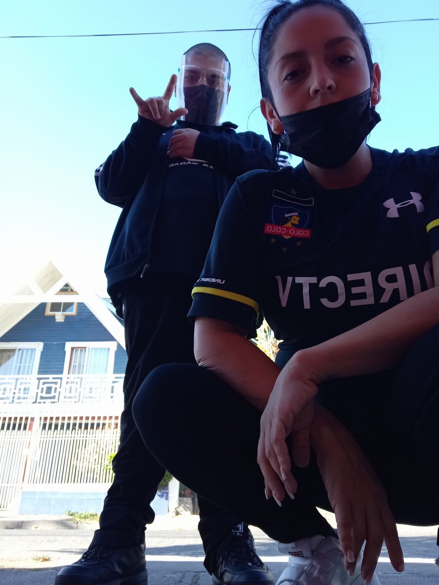 Vamos <a href="/ColoColo/">Colo-Colo</a> de ustedes depende la felicidad de mi hermano! 🖤