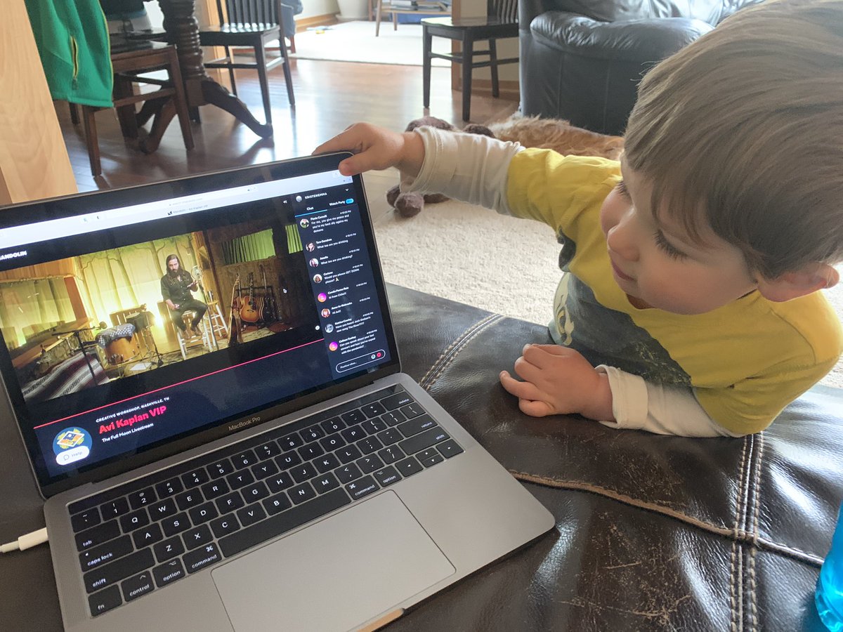 Kristen Macauley Kristenemma Twitter