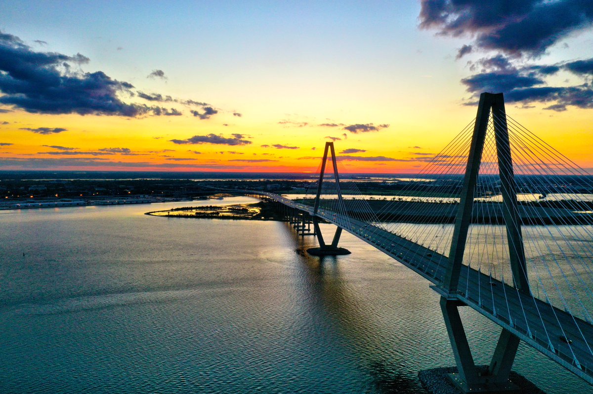 Sunday Night Charleston.. #sunset #charlestonharbor #blessingofthefleet 
@chswx @LCWxDave @RobStormTeam2 @StephanieAbrams @JimCantore