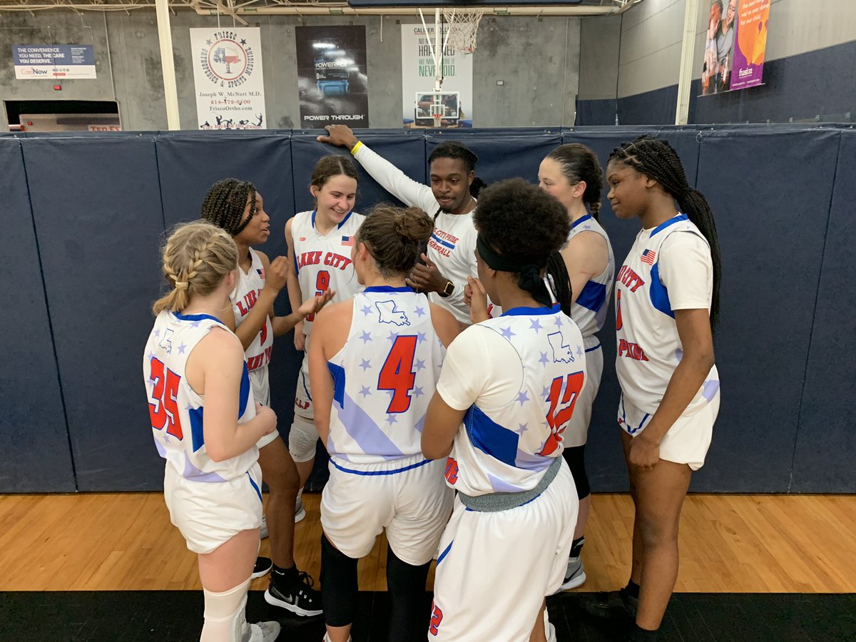 Maci Charrier tweet media