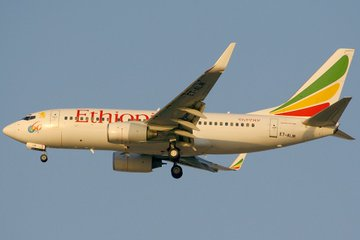 Ethiopian airlines отзывы. Ethiopian Airlines 737-700. Боинг 737 эфиопские авиалинии. Ethiopian Airlines самолеты. Самолеты Эфиопиан Эйрлайнс.