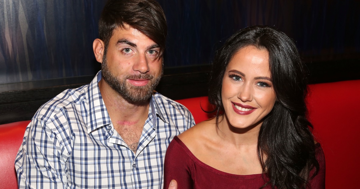 'Teen Mom': Jenelle Evans' Husband Mocks Amber Portwood's Machete Incident: https://t.co/FXUKYM8oBZ https://t.co/wmKePDlhmS