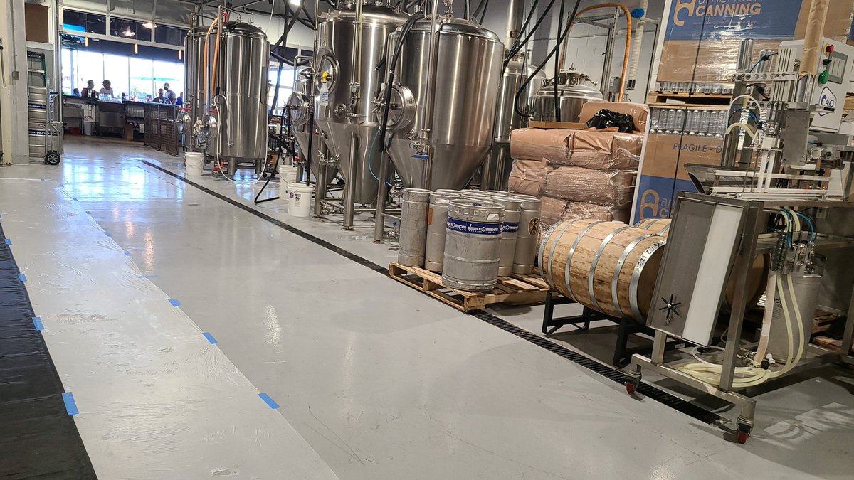 union602's tweet photo. A shout out to our friends at #SimpleMachineBrewing for the use of their space, to do some painting.
You'll have to be at the @PHXRisingFC game on Friday to see it. https://t.co/4d5fyJKZDt
