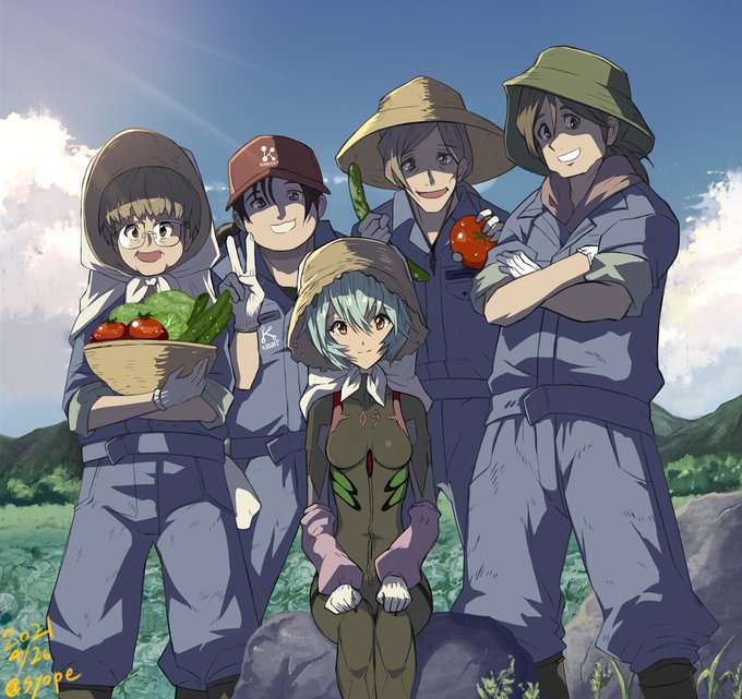 記念撮影アヤナミレイ(仮称)と小母さんたち(*^^*)#シンエヴァ #シンエヴァンゲリオン劇場版 