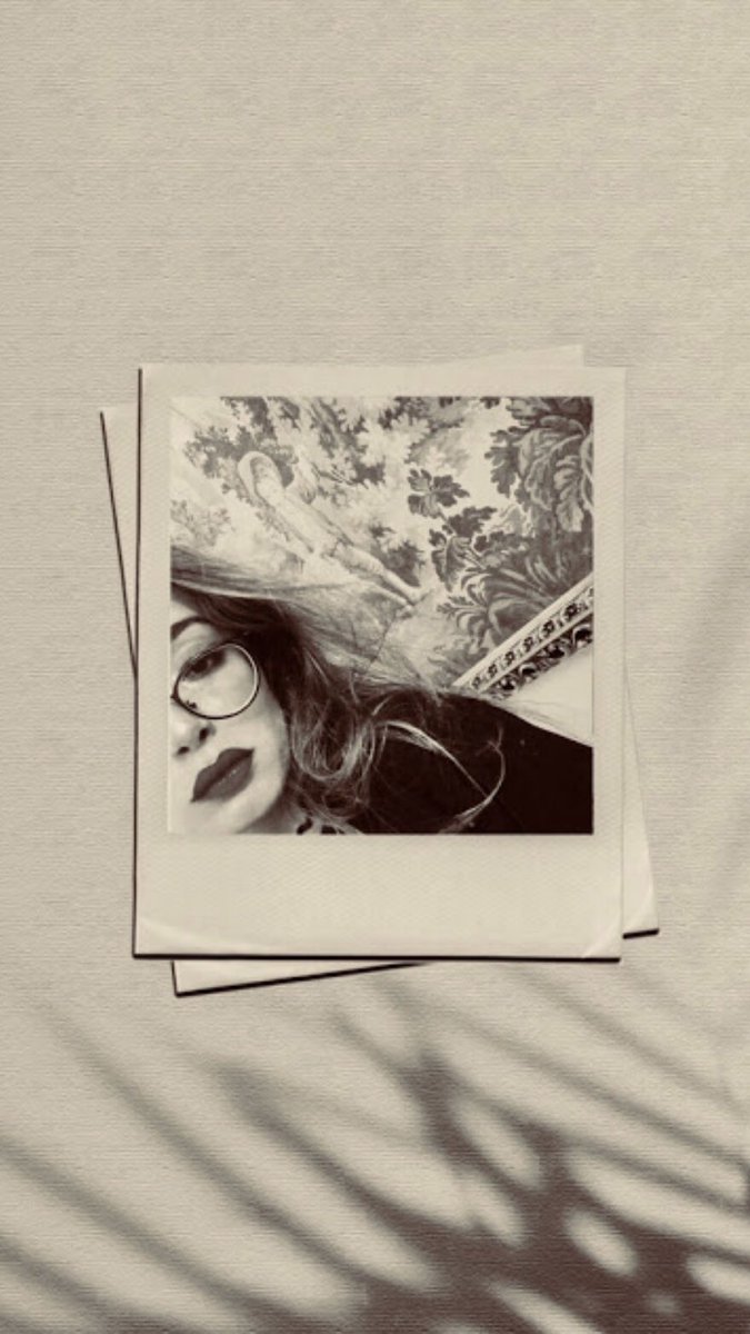 ZRhasmouki's tweet photo. Singing classes and Polaroid Pictures 🖤 Link ⬇️
https://t.co/WDuT5q2hpL
#Singing #classic #polaroid #photography #SelfieSunday #blog #bloggerRT #bloggerstribe #BBlogRT #bloggingcommunity @BloggingBabesRT @OurBloggingLife @BloggersTribe @BBlogRT @LovingBlogs @USBloggerRT #lift https://t.co/H5wNgMYOgz