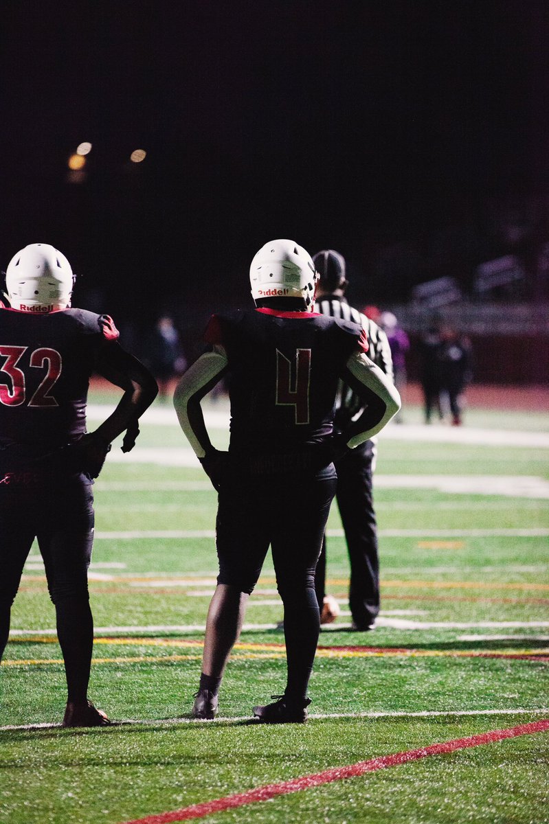 SharifJohnson5's tweet photo. Never thought I play my last high school football game in the spring. I’m thankful I got the opportunities I had and plays I made when I got in. I’m thankful for everyone who supported me throughout the way. Played my heart out and that’s all that matters. #4KOUT https://t.co/oDDBdxAPo7