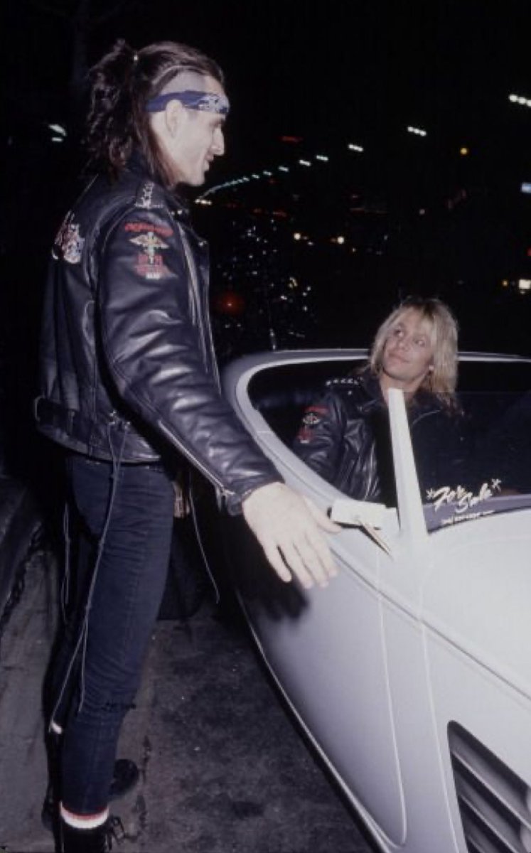 Ziiggyziig's tweet photo. Come one baby, ride with me 🎶
#RideWithTheDevil #MötleyCrüe https://t.co/H6V4ix6F6j