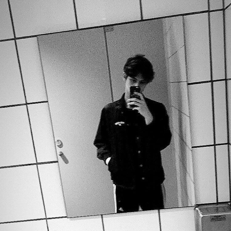 bright in black & white: a thread