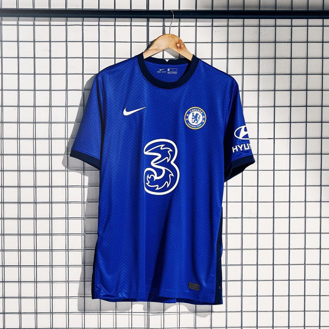 Amk_Services's tweet image. 🚨JEU CONCOURS LDC🚨@Amk_Services 
Tentez de Remporter le maillot du Vainqueur (couleur de votre choix)
#REALCHE
Pour participer c’est simple :👇🏽
- follow @Amk_Services 
- 🔁 Rt le tweet Et commente le score en mettant l’un des buteurs du match 
NB: TAS après match (1 vainqueur)