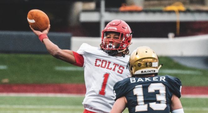 RyanWrightRNG's tweet photo. Find out for yourself, did 2021 #Arkansas ATH Kam Turner @KamTurner18 have one of the best senior seasons in the country? RNG Interview: https://t.co/BxBy7payUN #HighSchoolFootball #BuildingAMonster #WolvesUp https://t.co/RrVQHp9lK1