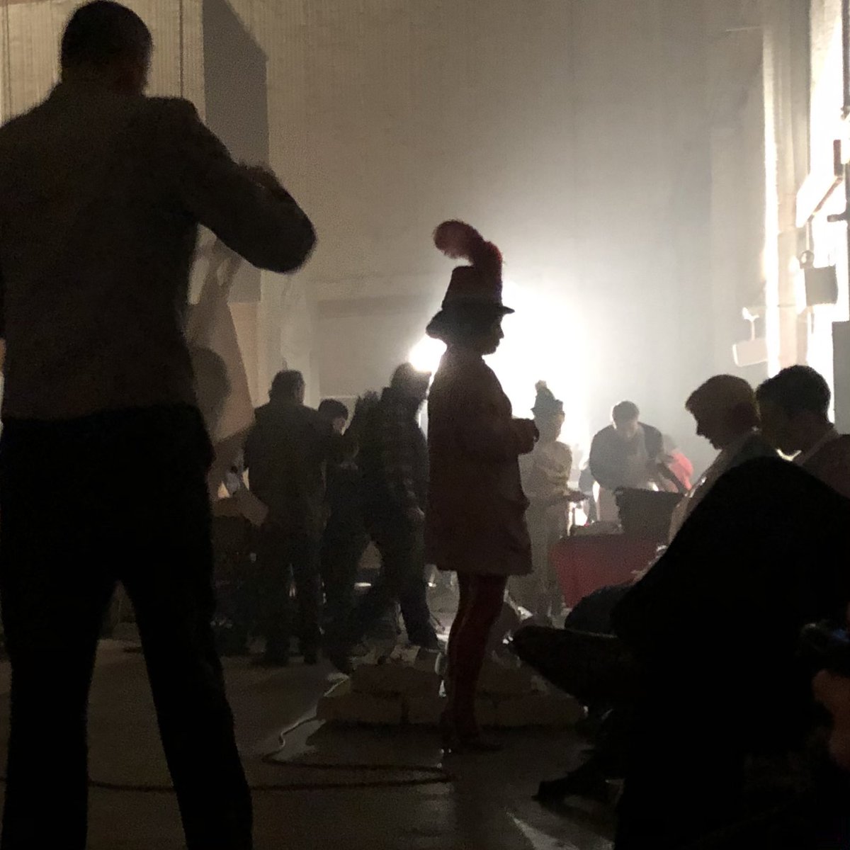 Brett_Davidson's tweet photo. To my fellow #cast &amp; #crew from the #Oscar #nominated #film #Mank, congratulations on a job well done. It was an honor and a thrill to work with you all &amp; good luck to our #nominees: #amandaseyfried #davidfincher #garyoldman to name just a few. #Oscars #AcademyAwards  #whowillwin https://t.co/aaElIx5kNQ