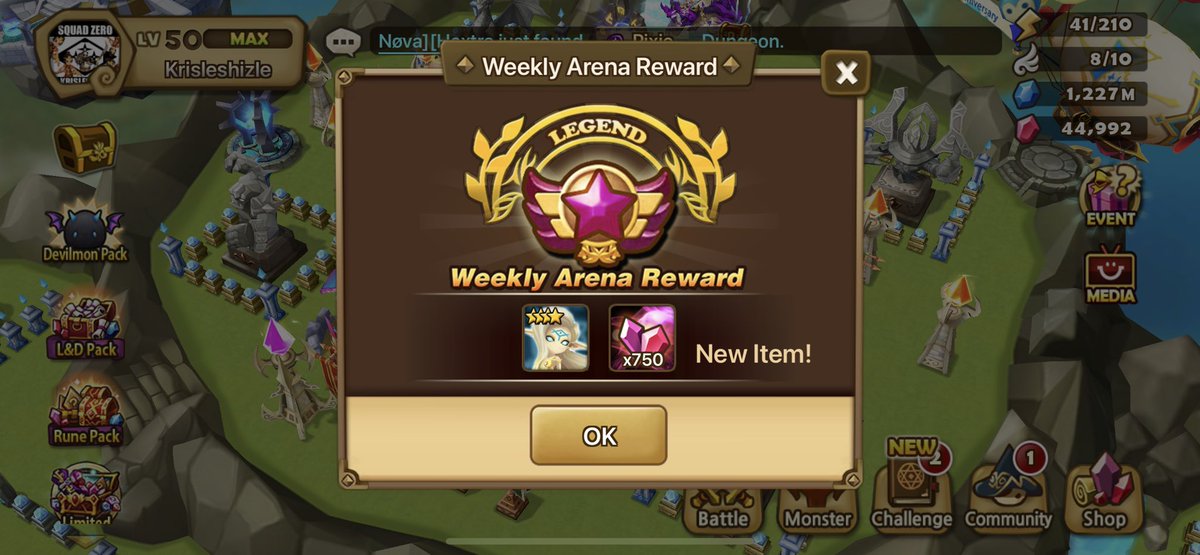 Krisleshizle tweet media