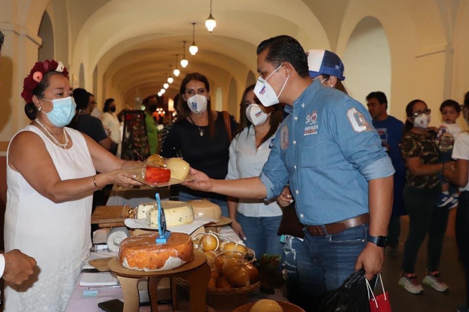 Me emociona el talento de nuestras mujeres artesanas, sin duda ellas tienen magia en sus manos ✨
¡ Con todo al futuro ¡

#GermánPresidente #ConTodoAlFuturo #GermánCervantes #Elecciones2021 #G21 #Salvatierra #JuntosSíPodemos