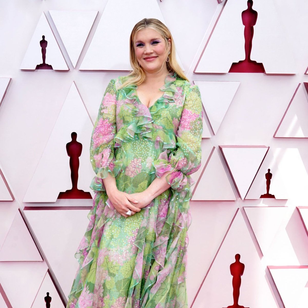  #Oscars   nominee  @emeraldfennell, director of  #PromisingYoungWoman, is ready for spring in bright florals.Her outfit might've taken inspiration directly from ancient Roman frescoes! These garden frescoes hail from Pompeii's House of the Golden Bracelet.