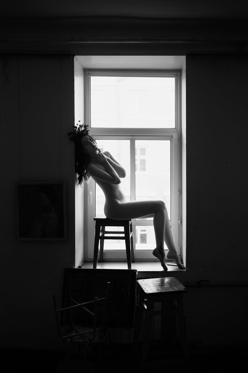 antondemin's tweet photo. #mondaynude https://t.co/2X2OzgoIuJ