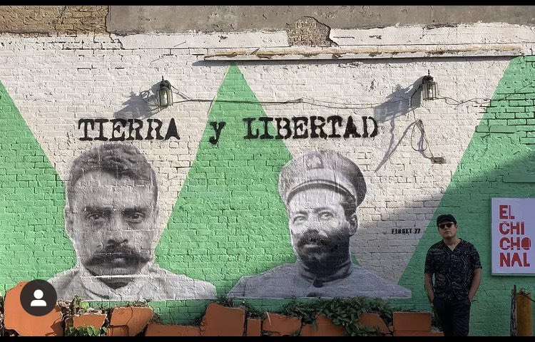 theparrable's tweet photo. Brownsville murals vs Matamoros murals. Smh https://t.co/nWA9Kq2Dco