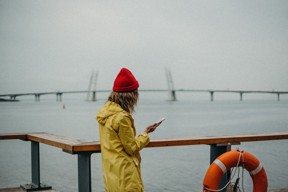 KidsHelpPhone's tweet photo. Every conversation matters. If anyone needs support, our team is here 24/7. Young people text TALK to 686868 while adults text WELLNESS to 741741. https://t.co/gjGaC8uPJ3
