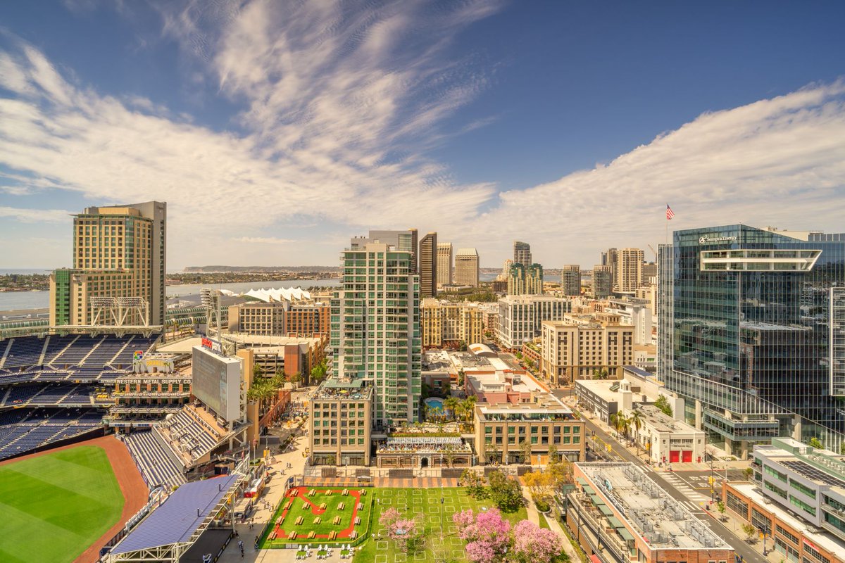 SDPartnership's tweet image. Looking for a new city to start your business in? Our start-ups, community spaces, restaurants, & perfect weather, provide a perfect place to work and live. For more information and resources to launch your successful business in Downtown San Diego, visit createthefuturesd.com