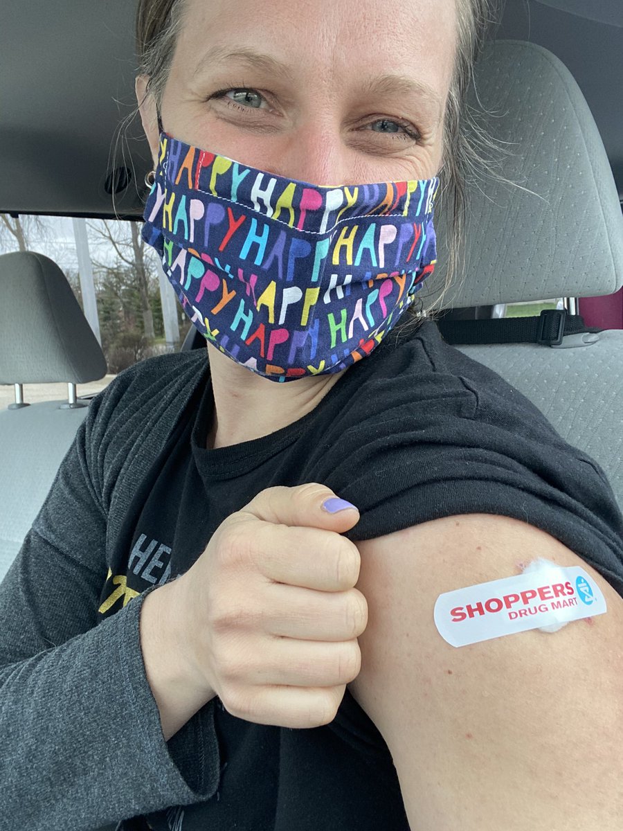 heidibmuller's tweet image. The most grateful for this. First dose. Such a happy day - one step closer! 💉