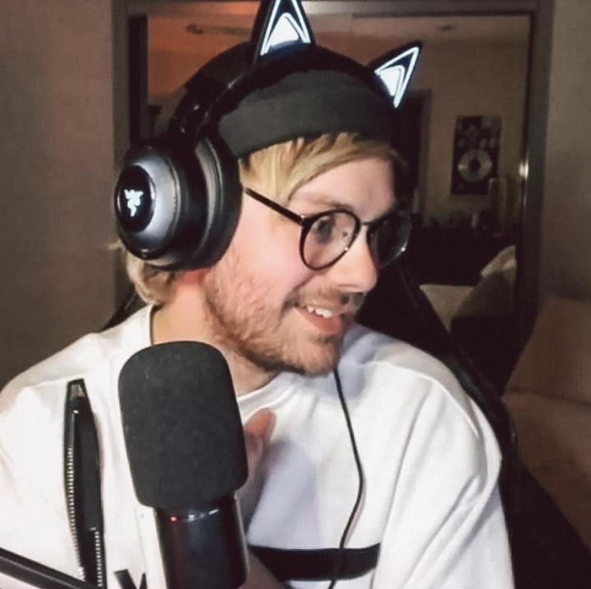 michael clifford on his twitch streams in honour of today’s stream | a thread <3