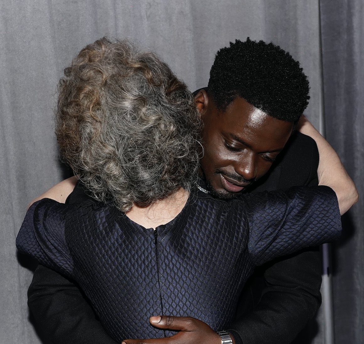Academy Award winners Yuh-Jung Youn and Daniel Kaluuya at the #Oscars