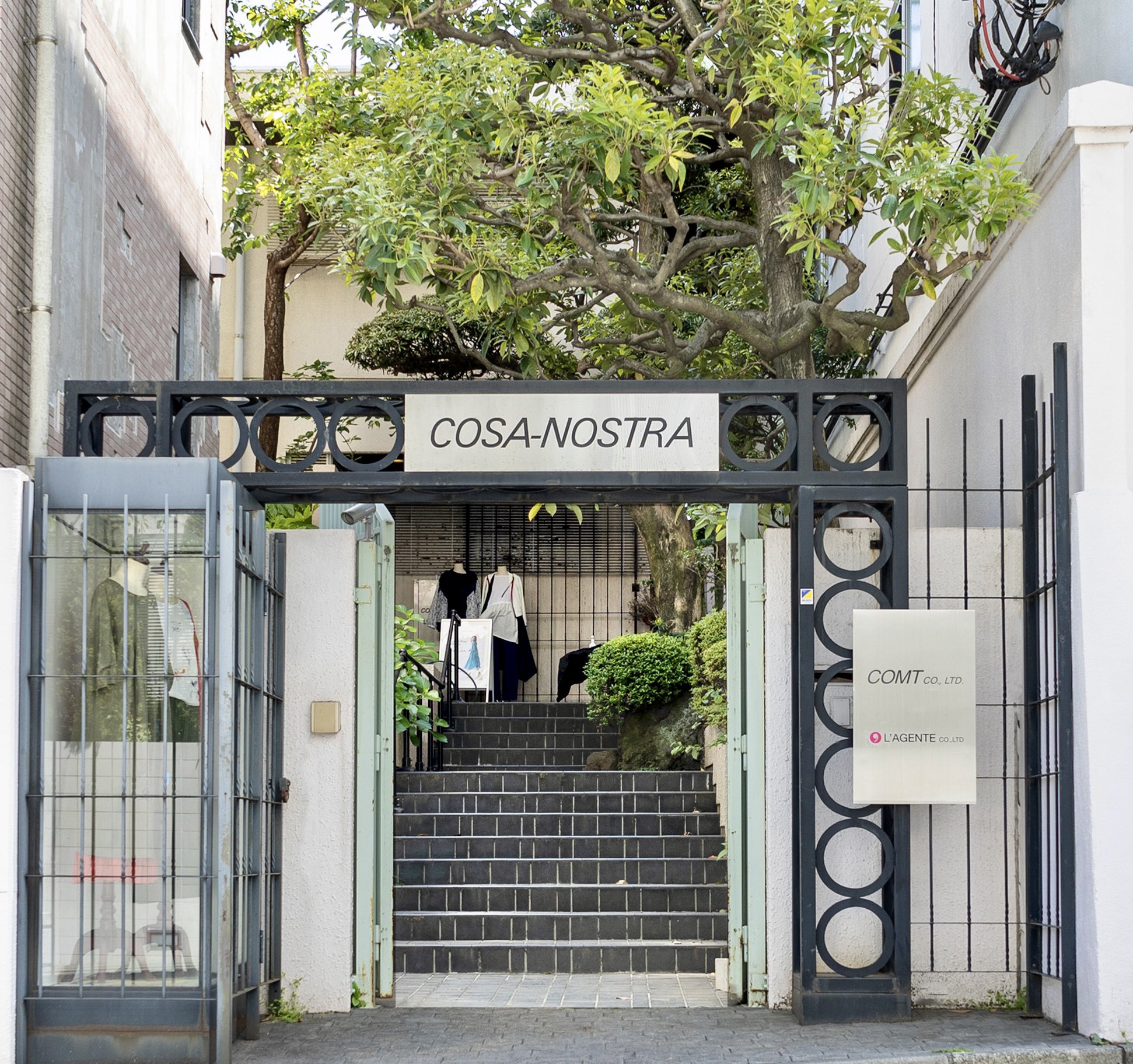 ニットアパレル企画の光永 コーザノストラ 代官山ショップ コーザノストラ 代官山 代官山ファッション 代官山散歩 恵比寿ファッション 大人コーデ ニットブランド ファッション好きな人と繋がりたい ショップ 代官山ショップ Tokyo Tokyofashion
