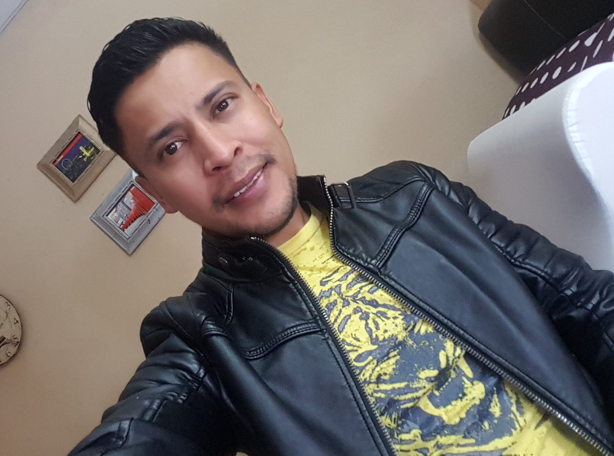melgarjose's tweet photo. Para mi EL MEJOR HALAGO es cuando hablan bien de mi forma de pensar o de mi personalidad, hay tanto físico atractivo con la cabeza llena de basura.
@josemelgar.oficial
#ElMejorHalago
#MiPersonalidad
#MiFormaDePensar
#Sunday ¦ #Domingo
#Grito ¦ #Roar
#Tigre 🐯 https://t.co/kNmZ10J4Ih
