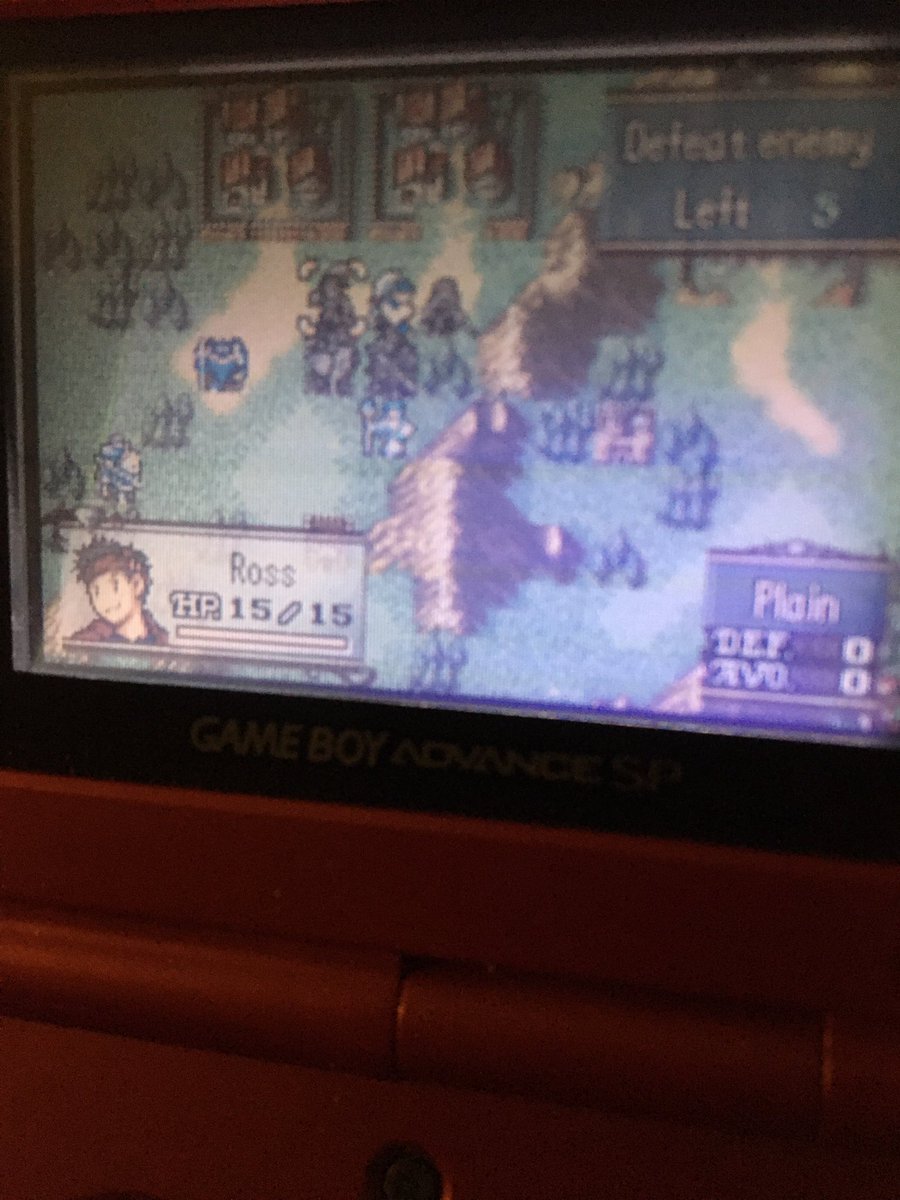 Eirika then talks to Ross who talks to his dad, so now I have both of them recruited on turn 2