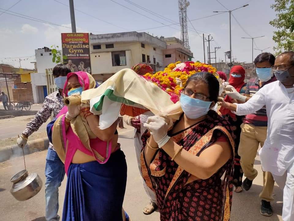 आंकड़ों में इन्हें बीमारी से मृत्यु लिखा जाएगाकिसी को पता नहीं चलेगा,ये कोल्ड ब्लडेड मर्डर है13/n