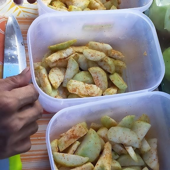 Kami hadir di kota Tegal 
Rujak jambu kristal 
Jalan Semeru samping setasiun 
 minat silahkan klik di sini Wa.me/62882003629666 untuk Sherlock lokasi
Rasanya gurih pedas dingin seger